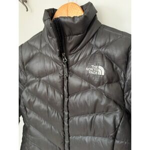 The North Face Womens Black 550 Down Quilted Puffer Jacket Small Full Zip Coat